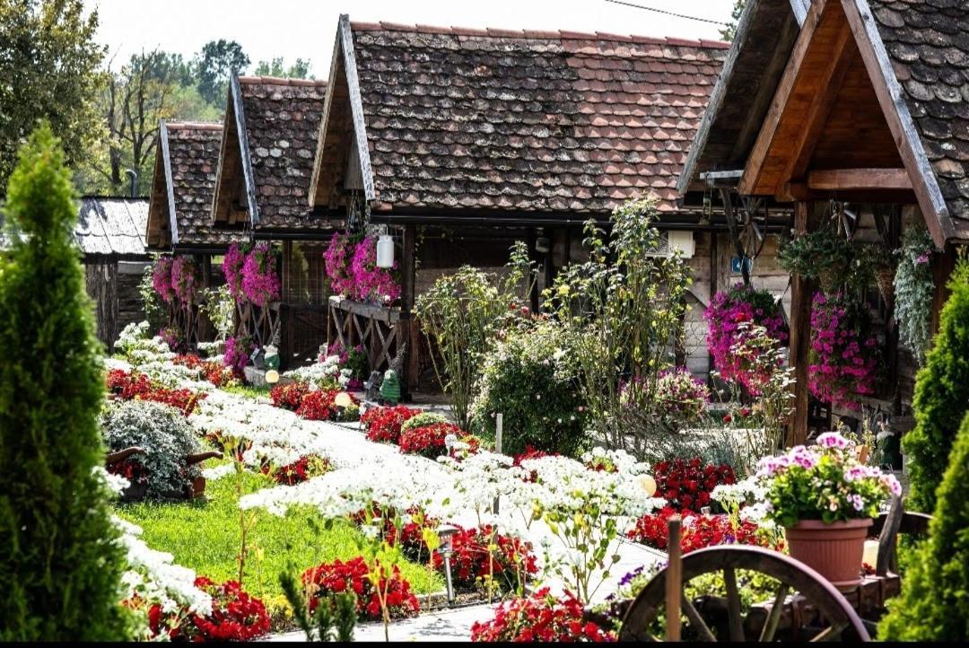 Hotel Etno selo EDEN Zeravacki Potok Exterior foto