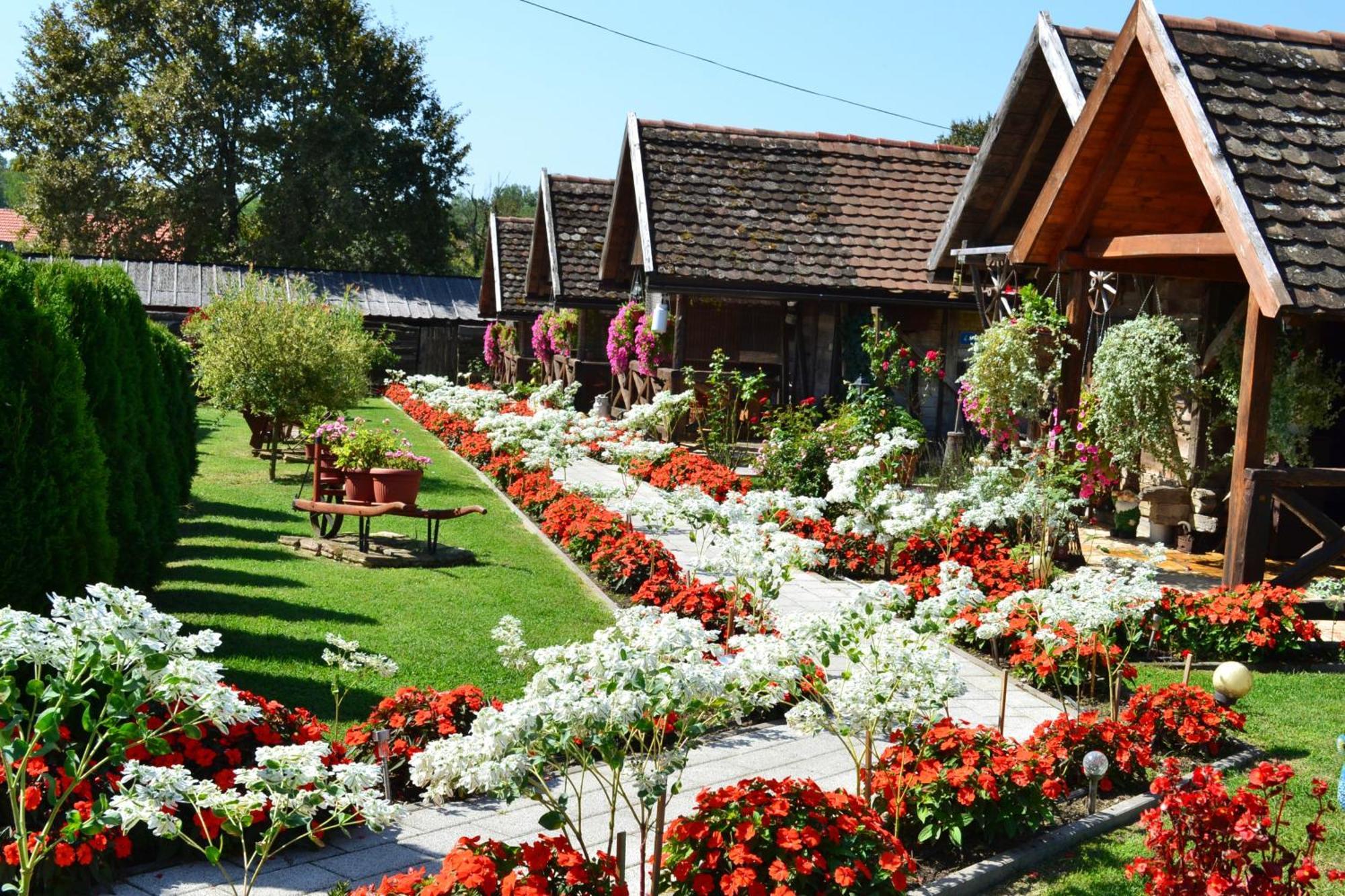 Hotel Etno selo EDEN Zeravacki Potok Habitación foto